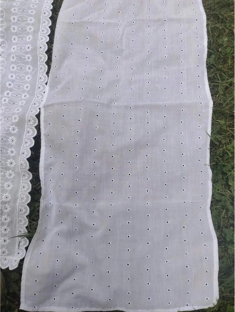 8pc Vintage Eyelet Lace Cutwork Linen Table Runner Lot Cottagecore Shabby Chic